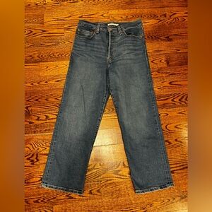 Levi’s Ribcage Ankle Jeans
